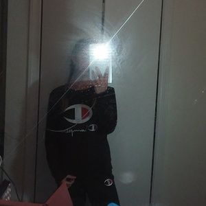 Champion matching set!